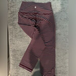 Lululemon crop leggings size 4.